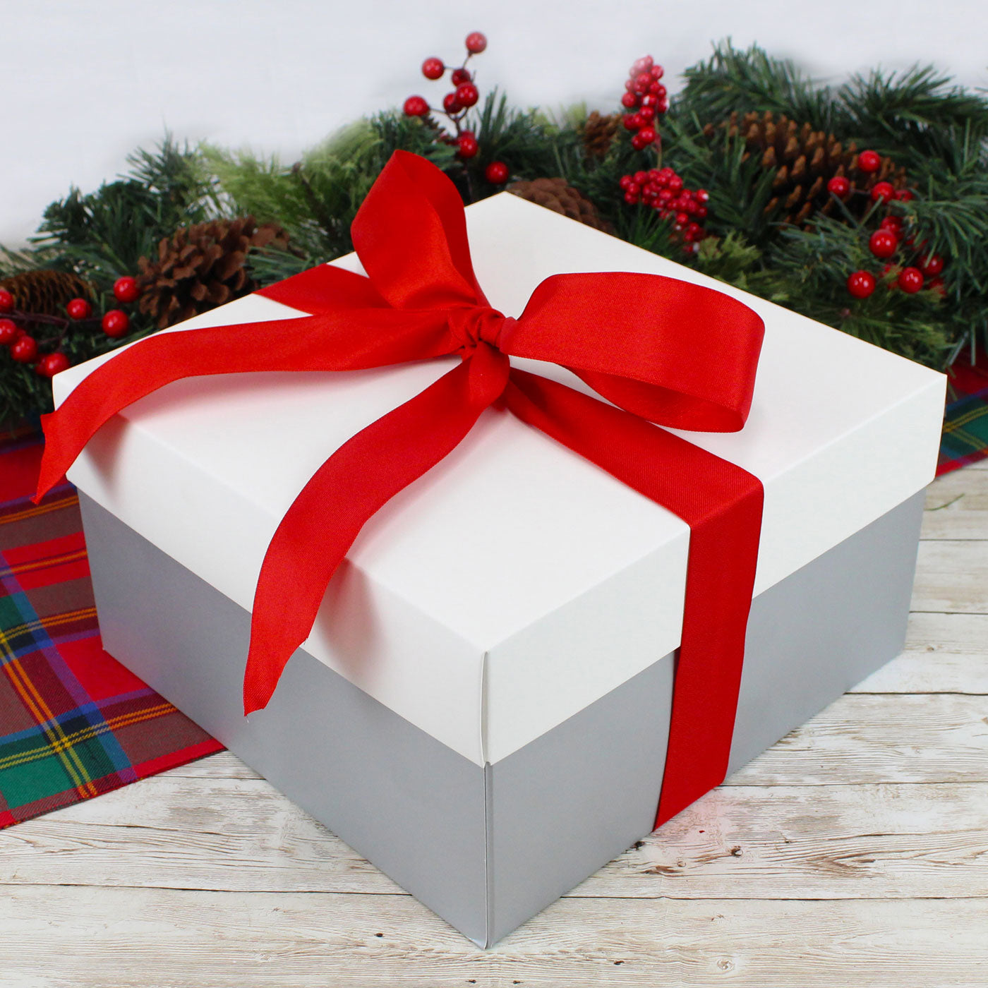 
                  
                    Deluxe Holiday Gift Box
                  
                